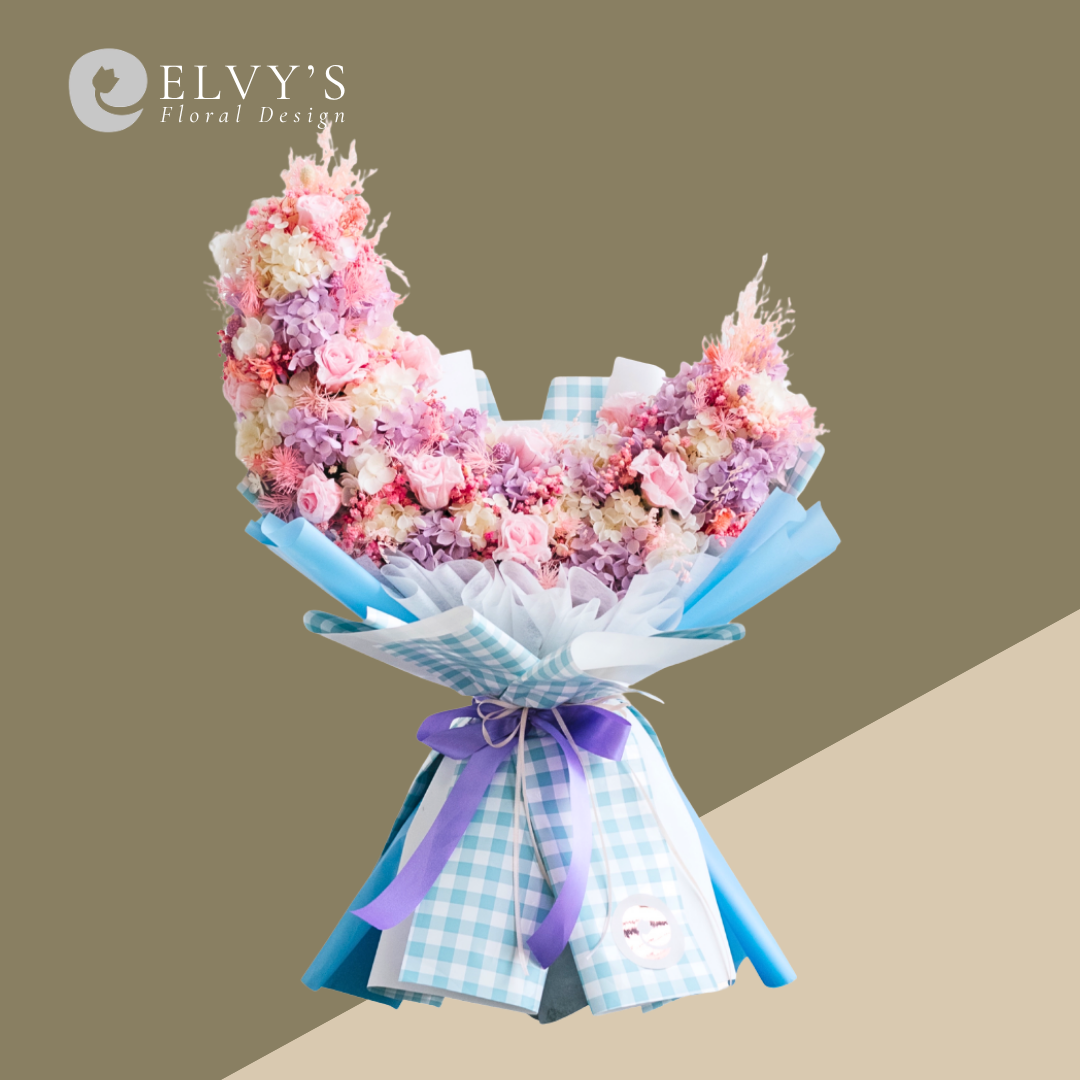 Lucienne – Crescent Moon Preserved Flower Bouquet - Elvy's Floral Design
