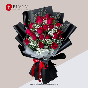 Luna Rosa – 24 Red Rose Bouquet