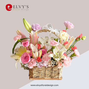 Peach Fuzz – Lily & Rose Gift Basket