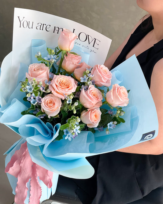 Carolina – Holland Rose Bouquet