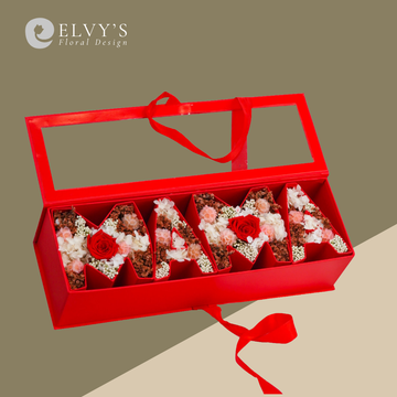 Feliz Dia – Preserved Rose & Scabiosa Flower Box - Elvy's Floral Design