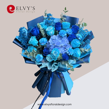 Sapphire Field – Blue Ecuadorian Rose & Hydrangea Bouquet
