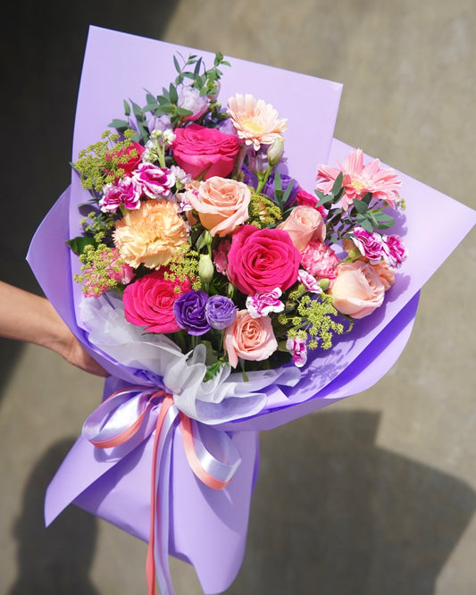 Violet Salon – Fuchsia & Peach Mixed Flower Bouquet