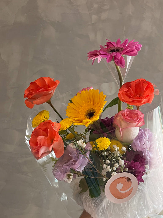 Oriental Blooms – Korean-Style Mini Bouquet