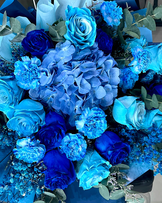 Sapphire Field – Blue Ecuadorian Rose & Hydrangea Bouquet
