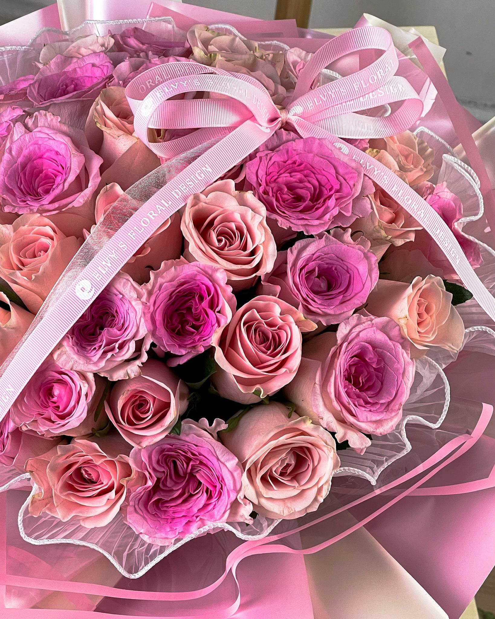 Fresh rose bouquet delivery