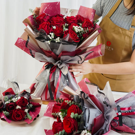 Rose Wood – Holland Rose Bouquet